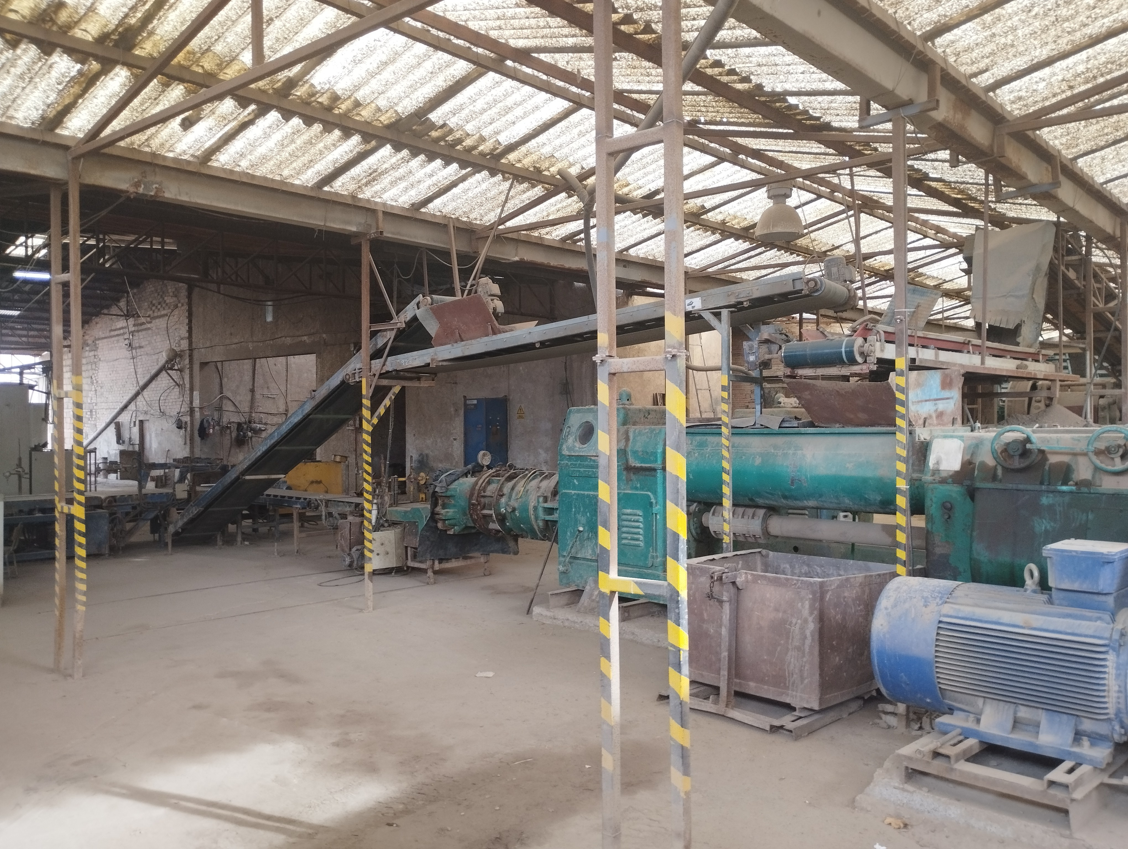 Maquinaria y línea de producción de ladrillos